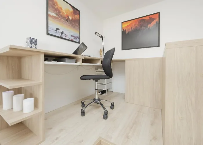 Business Sikorskiego By Renters Lejlighed *