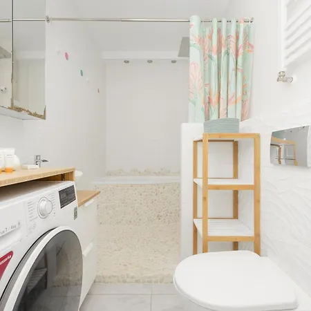 Business Sikorskiego By Renters Daire *